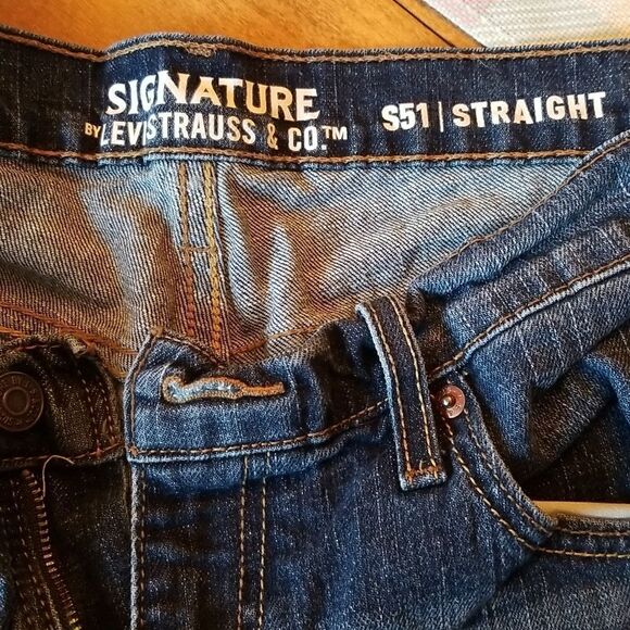 Levi's signature S51 straight 33W x 30L - Picture 2 of 4